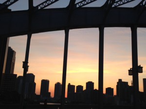 勝鬨橋から見る朝焼け